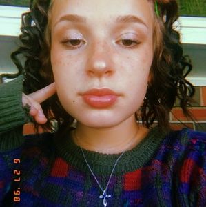 Meet your Posher, Ashlyn